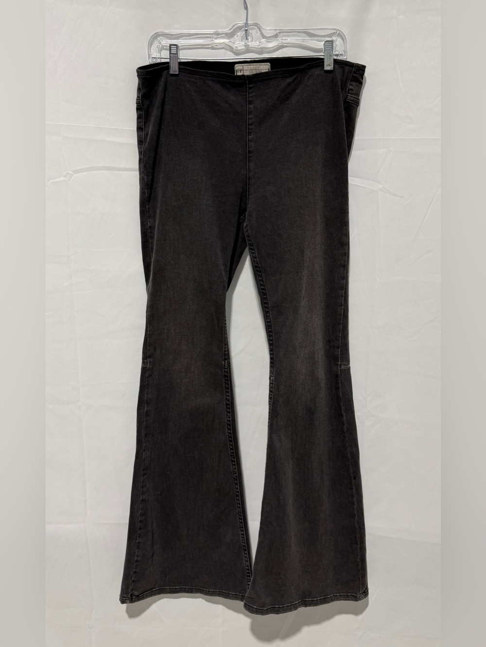 Free People Penny Pull On Solid Flare Jeans Washed Black Size 29 Regular